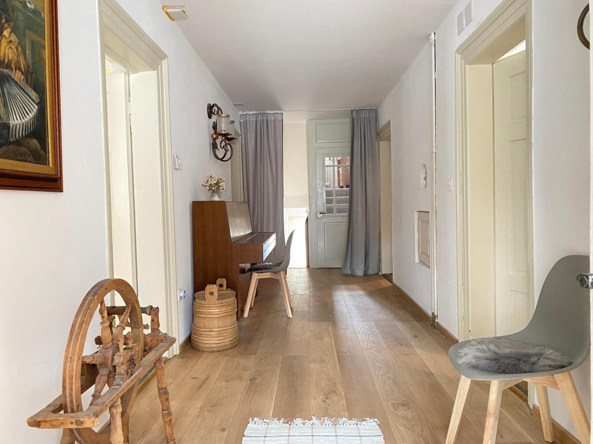 Haus La Punt, Savognin Apartman Rona Szoba fotó