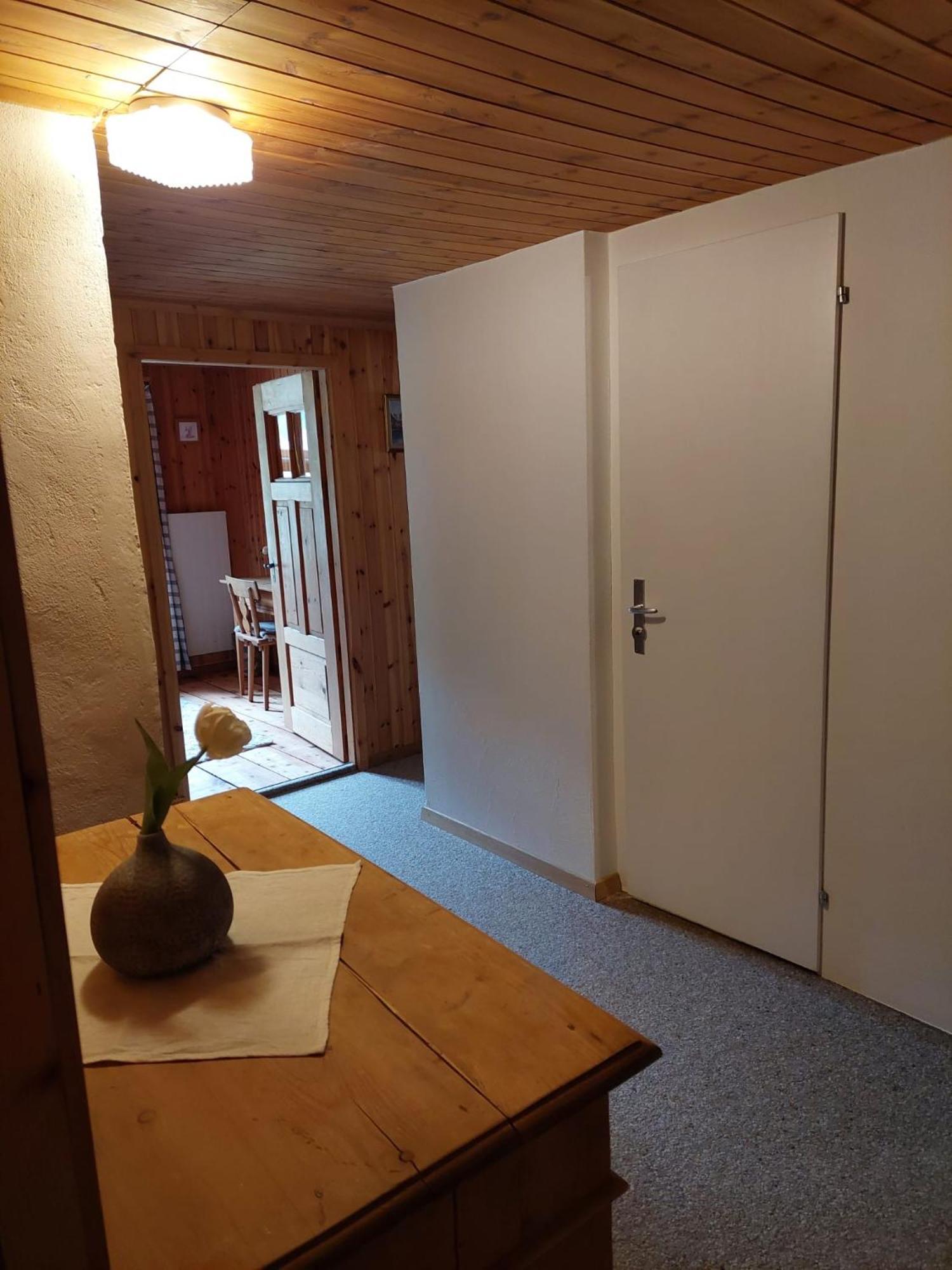 Haus La Punt, Savognin Apartman Rona Szoba fotó