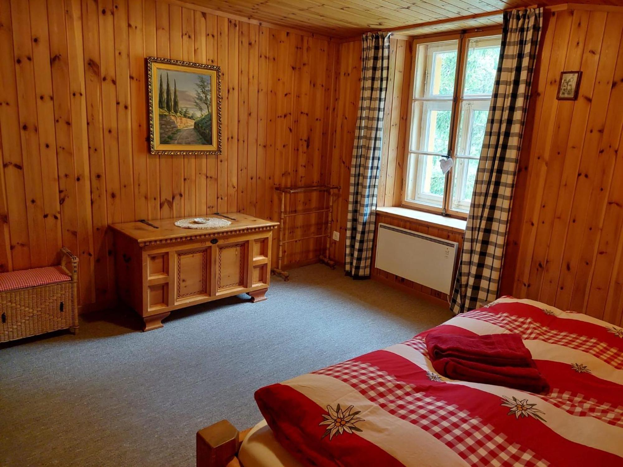 Haus La Punt, Savognin Apartman Rona Szoba fotó